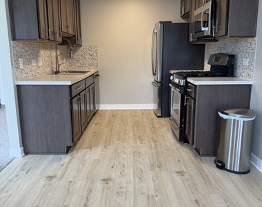 673 Thorntree Court - Photo Thumbnail 2