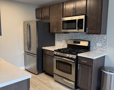 673 Thorntree Court - Photo Thumbnail 4