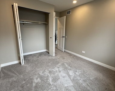 673 Thorntree Court - Photo Thumbnail 9