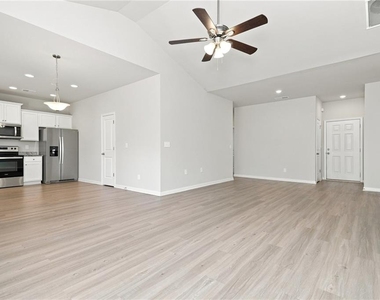118 Culver Street - Photo Thumbnail 2