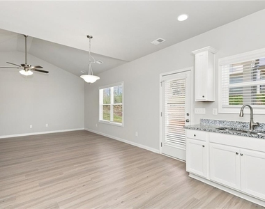 118 Culver Street - Photo Thumbnail 4