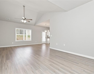 118 Culver Street - Photo Thumbnail 3