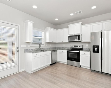 118 Culver Street - Photo Thumbnail 1