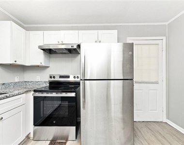 515 Landers Street - Photo Thumbnail 1