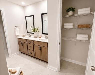 520 Hayes Lane - Photo Thumbnail 19