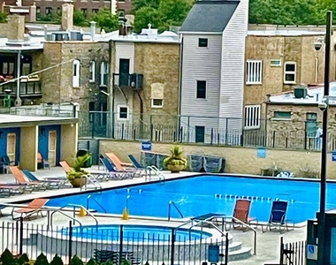 655 W Irving Park Road - Photo Thumbnail 8