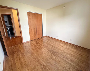 2462 Frost Drive - Photo Thumbnail 12