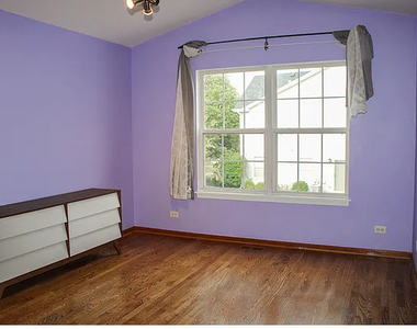 2462 Frost Drive - Photo Thumbnail 10