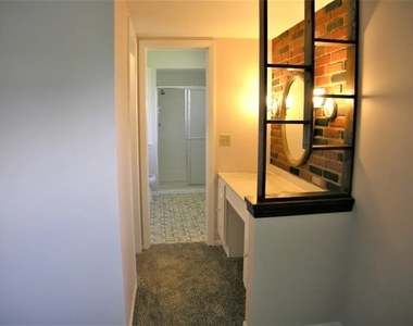 1514 Shepard Circle - Photo Thumbnail 13