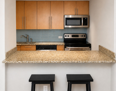 30 E Huron Street - Photo Thumbnail 5