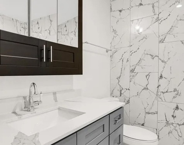 3624 W George Street - Photo Thumbnail 5