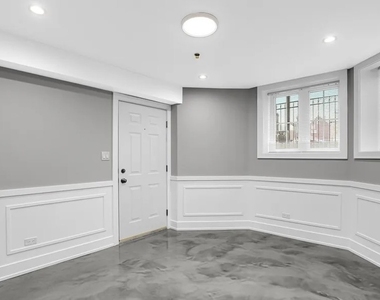 3624 W George Street - Photo Thumbnail 1