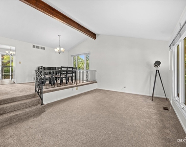 1164 Evergreen Avenue - Photo Thumbnail 5