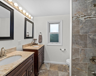 1164 Evergreen Avenue - Photo Thumbnail 22