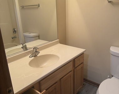 206 Terra Firma Lane - Photo Thumbnail 18
