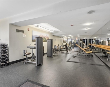 345 N Lasalle Street - Photo Thumbnail 16