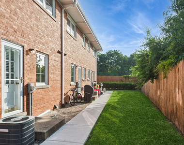 1332 Greenwillow Lane - Photo Thumbnail 14