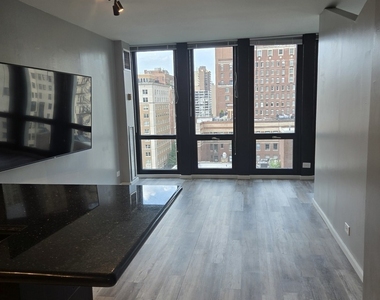 1 E Scott Street - Photo Thumbnail 11