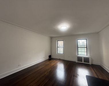 39 East 65th Street - Photo Thumbnail 1