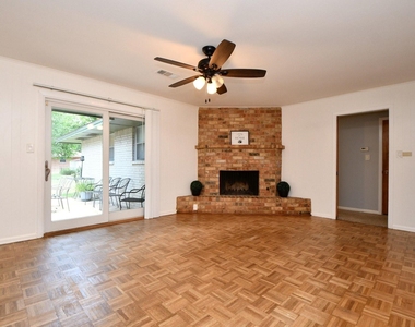 9006 Railton Street - Photo Thumbnail 4
