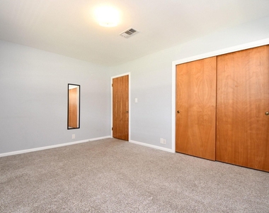 9006 Railton Street - Photo Thumbnail 23