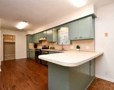 9006 Railton Street - Photo Thumbnail 1