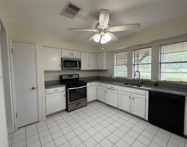 16402 Cavendish Drive - Photo Thumbnail 7