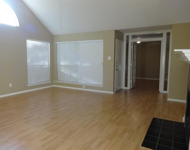 25914 Richards Road - Photo Thumbnail 5