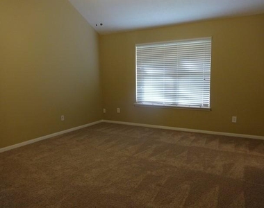 25914 Richards Road - Photo Thumbnail 10