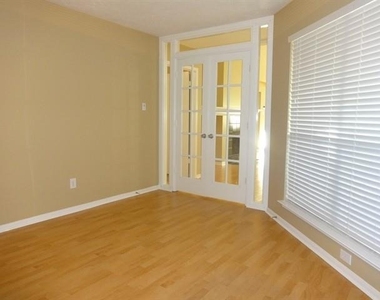25914 Richards Road - Photo Thumbnail 9