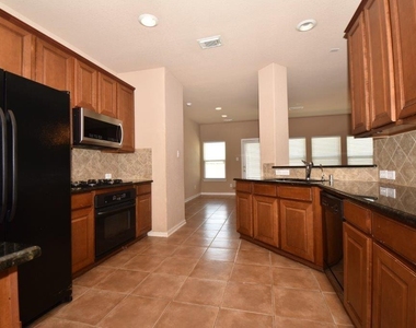 7027 Crockett Ridge Drive - Photo Thumbnail 6
