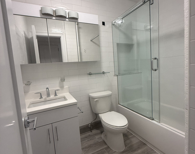 39 East 65th Street - Photo Thumbnail 10
