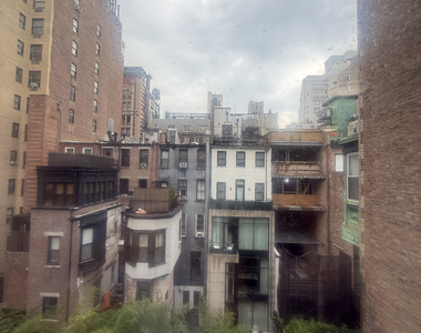 39 East 65th Street - Photo Thumbnail 7