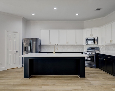 3550 Urban Woods Trail - Photo Thumbnail 8