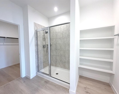 31722 Margaret Woods Lane - Photo Thumbnail 15