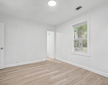 13331 Halifax Street - Photo Thumbnail 16