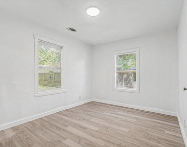 13331 Halifax Street - Photo Thumbnail 13
