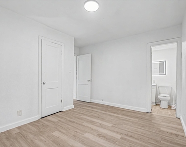 13331 Halifax Street - Photo Thumbnail 15