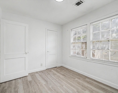 13331 Halifax Street - Photo Thumbnail 21