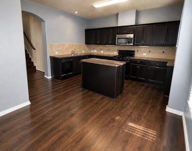 20811 Dover Mist Ln - Photo Thumbnail 3