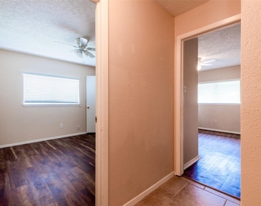 2527 Colonial Ridge Drive - Photo Thumbnail 25