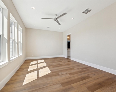 5617 Leonard Street - Photo Thumbnail 5