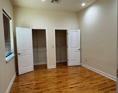4123 Old Chocolate Bayou Road - Photo Thumbnail 8