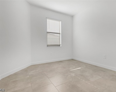 19717 Hinkley Drive - Photo Thumbnail 20