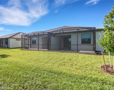 19717 Hinkley Drive - Photo Thumbnail 28