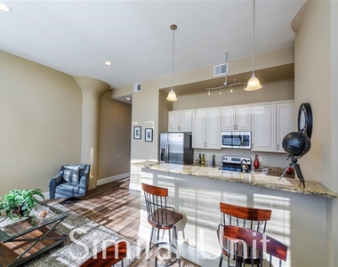 34 Franklin - Photo Thumbnail 6