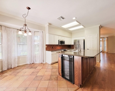 20303 Vaulted Chestnut Lane - Photo Thumbnail 13