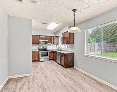 6406 Summer Ridge Drive - Photo Thumbnail 2
