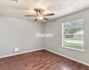 6406 Summer Ridge Drive - Photo Thumbnail 10