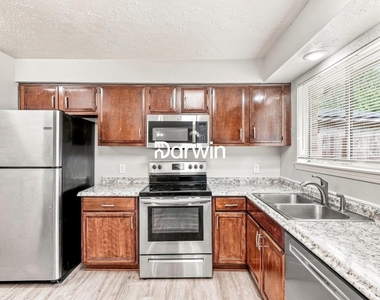 6406 Summer Ridge Drive - Photo Thumbnail 3